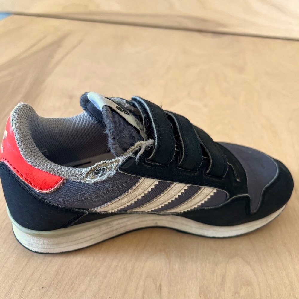 Adidas Kids Black and Gray Sneakers With Velcro Enclosures - Picture 8 of 10